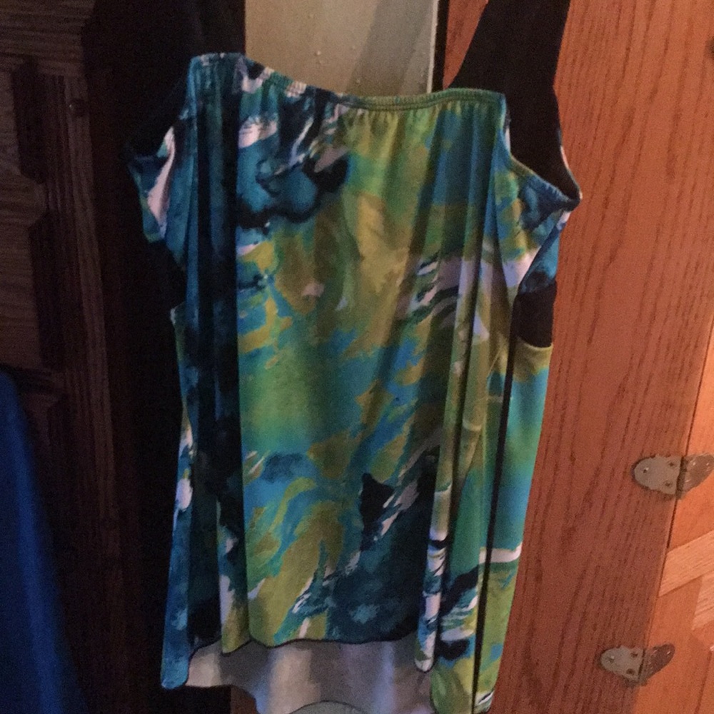 Tank top - Picture 2 of 2
